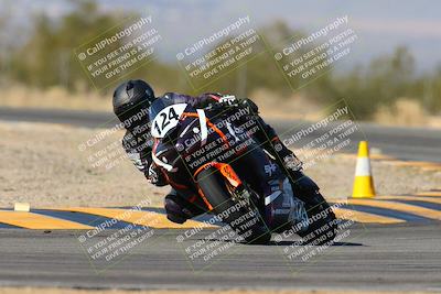 media/Feb-03-2024-SoCal Trackdays (Sat) [[767c60a41c]]/8-Turn 7 (1140am)/